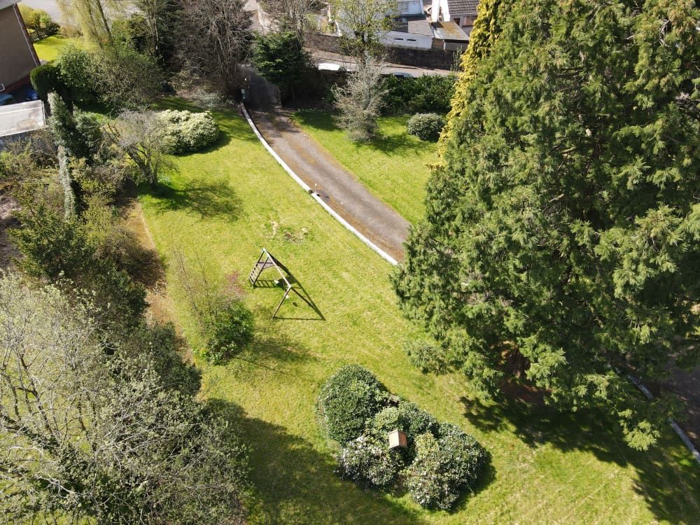 Property photo 2 of 10