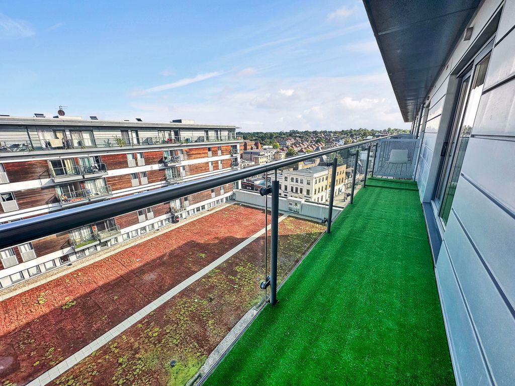 Property photo 3 of 7 Photo 4