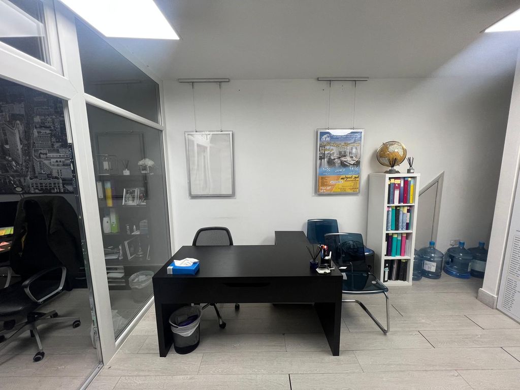 Property photo 1 of 1