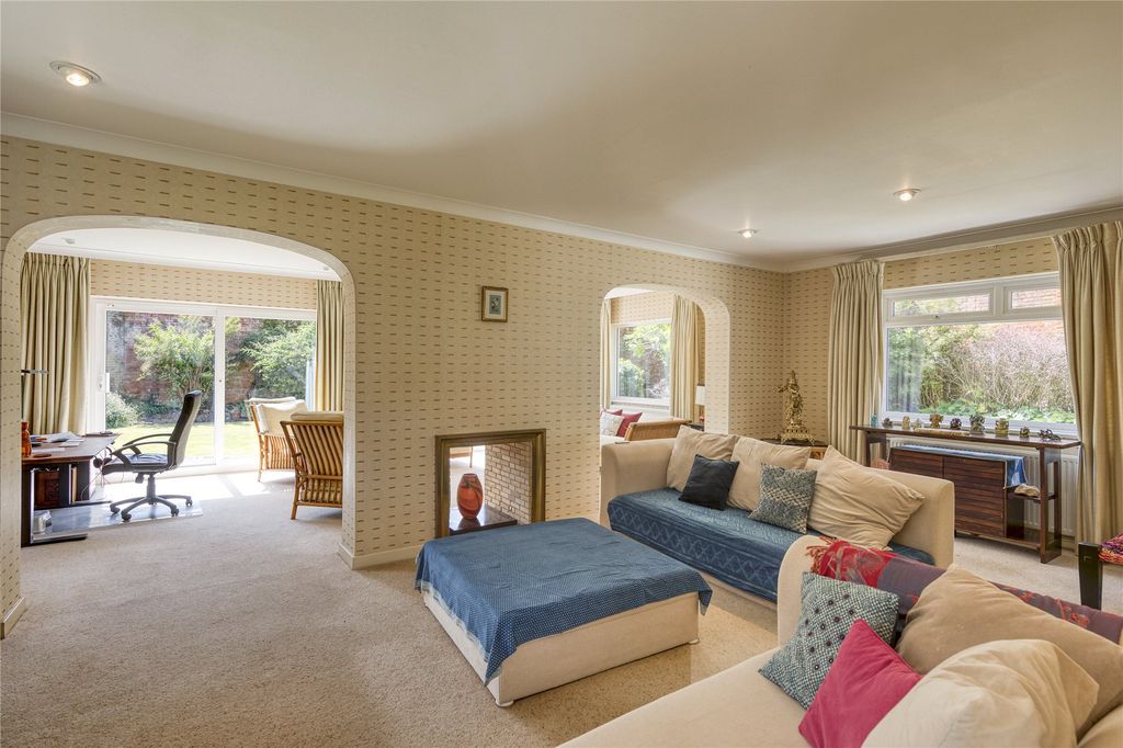 Property photo 1 of 18 Picture No. 03