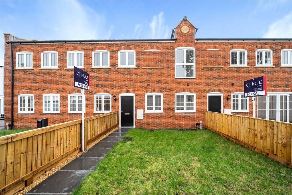 Property photo 2 of 15 Picture No. 01