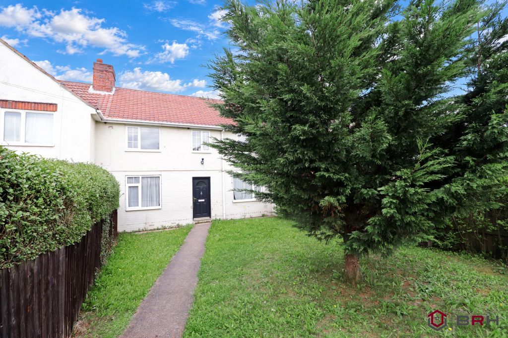 Property photo 1 of 24