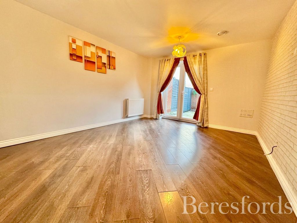 Property photo 2 of 15 Picture 2