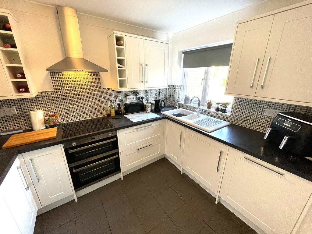 Property photo 2 of 15 Not Specified