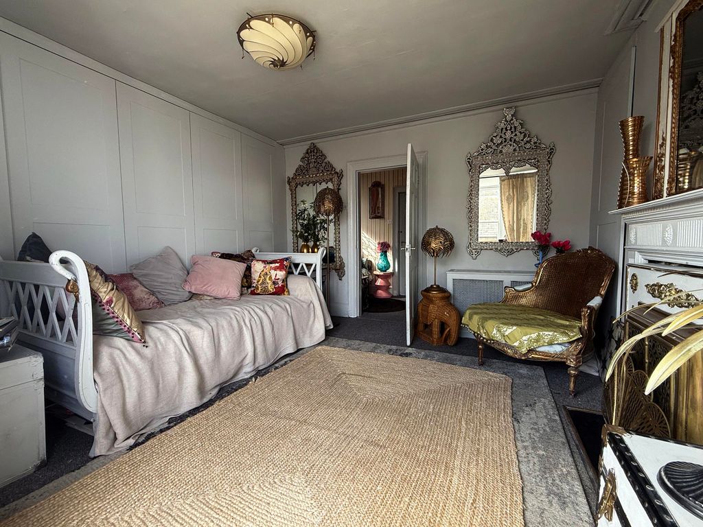 Additional image 9 of 3 bed semi-detached house for saleBeach Street, Deal CT14