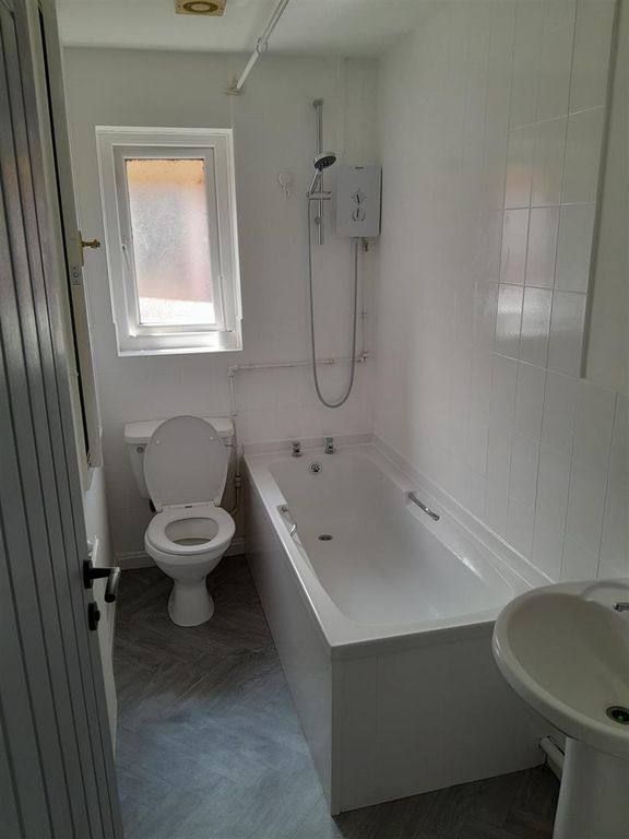 Property photo 2 of 5 Whatsapp Image 2026-08-01 At 13.29.42.Jpeg