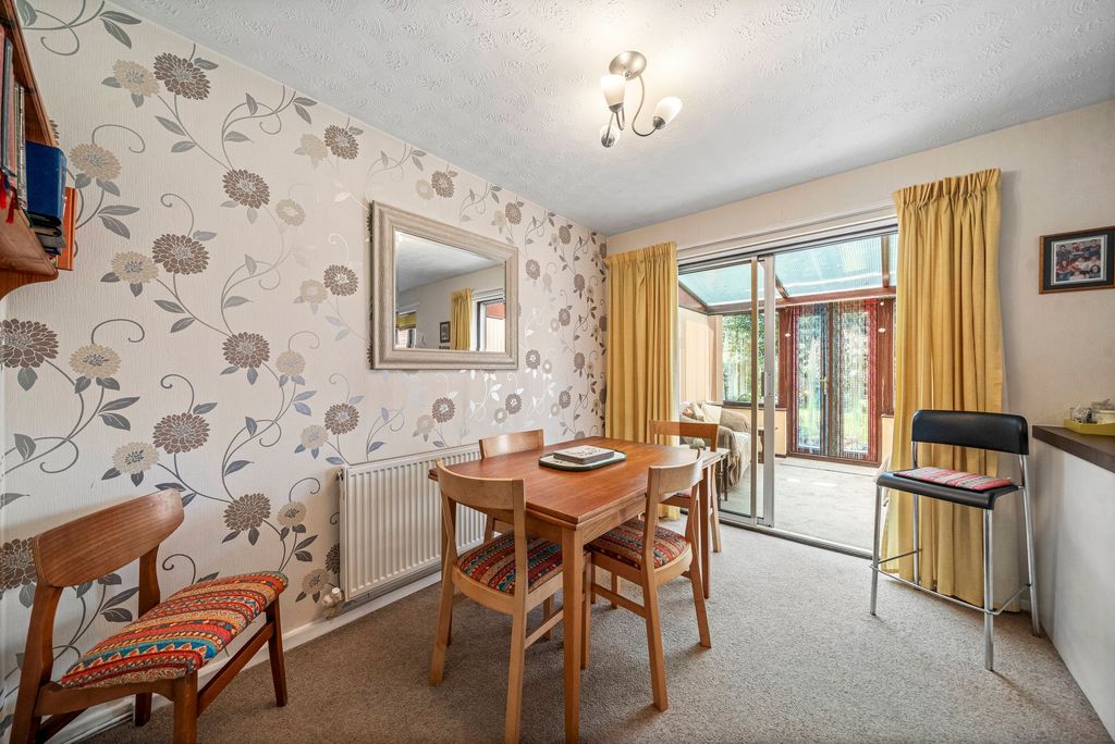Property photo 3 of 22