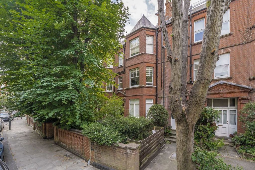 Property photo 1 of 10