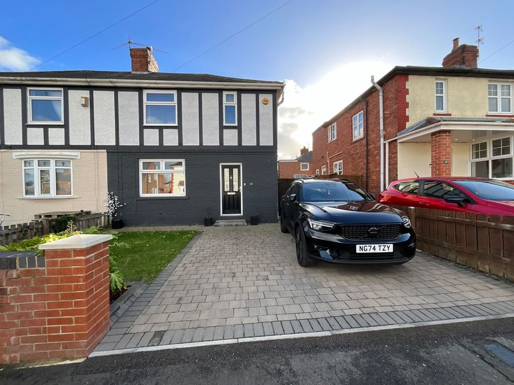 Property photo 1 of 26