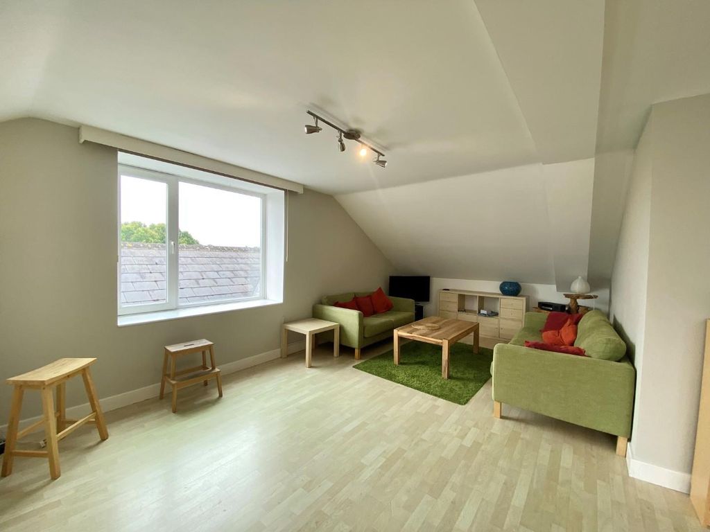 Property photo 3 of 14 5.Jpg
