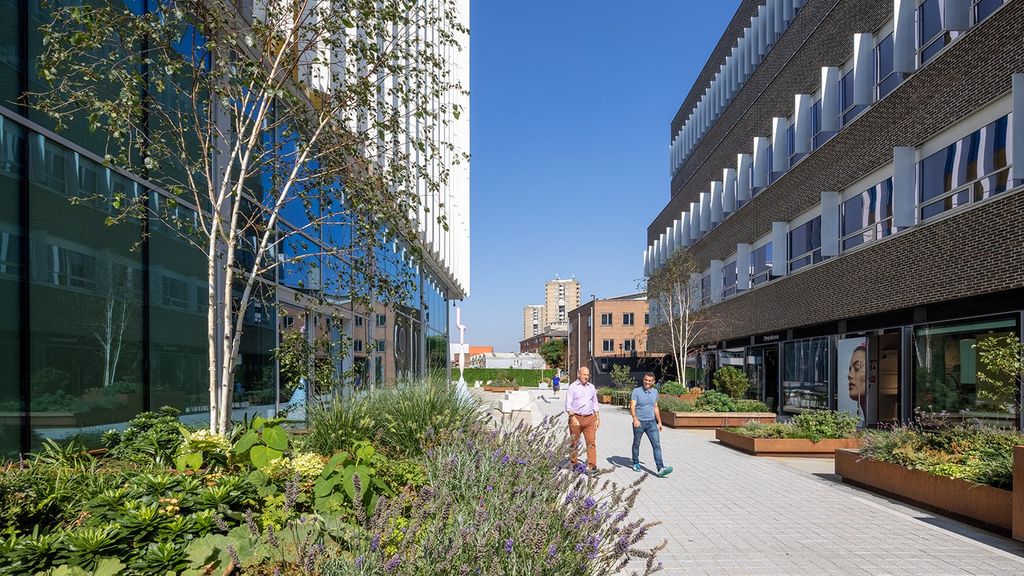 Property photo 2 of 18 George Building W10 Office To Let West London External Campus.Jpg