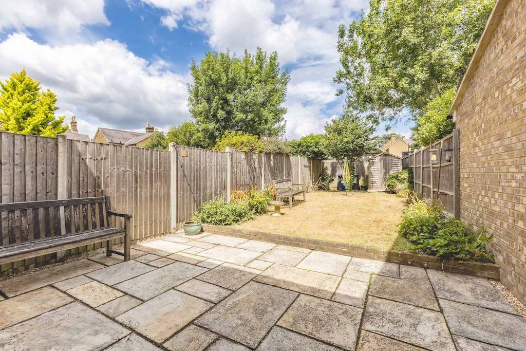 Property photo 2 of 16