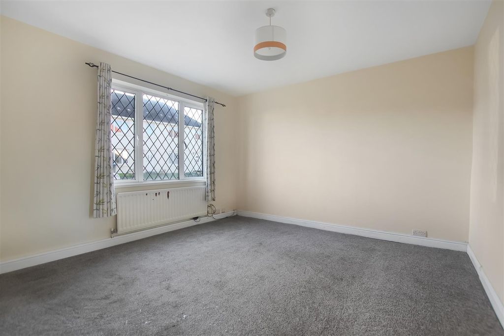 Property photo 2 of 9 Img_0016.Jpg