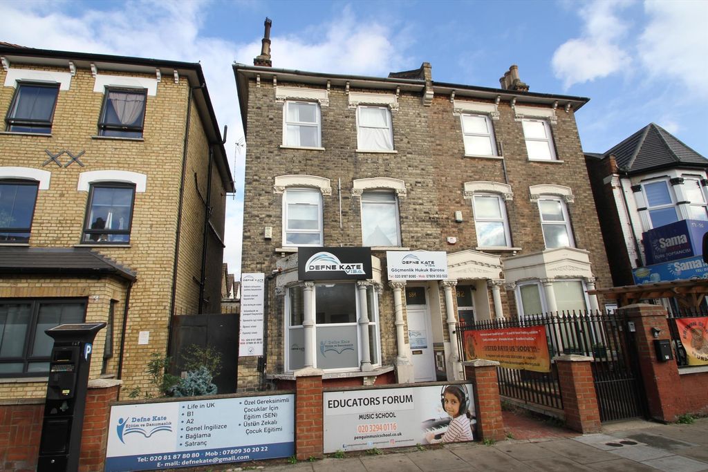 Property photo 1 of 9