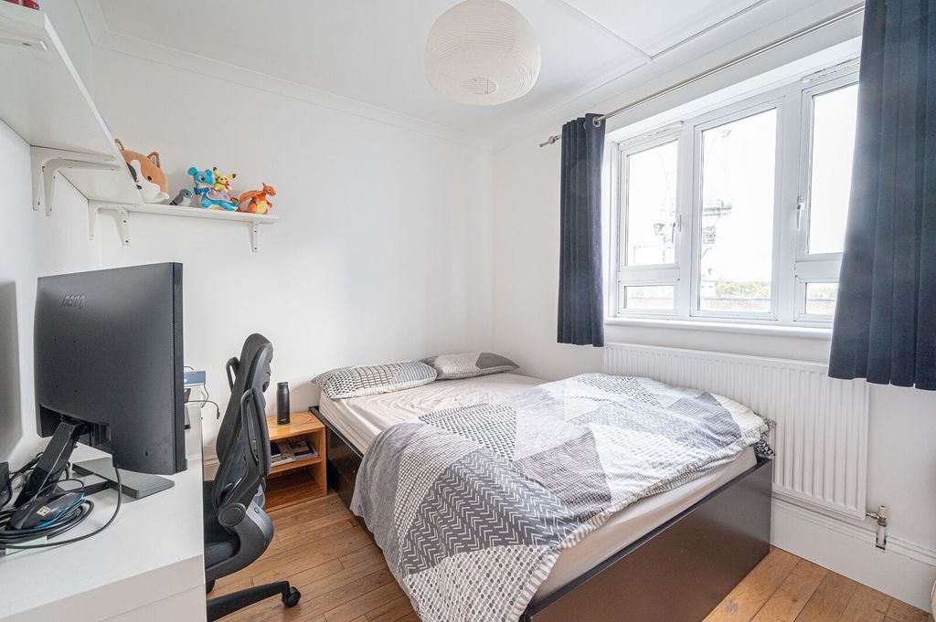Property photo 1 of 6