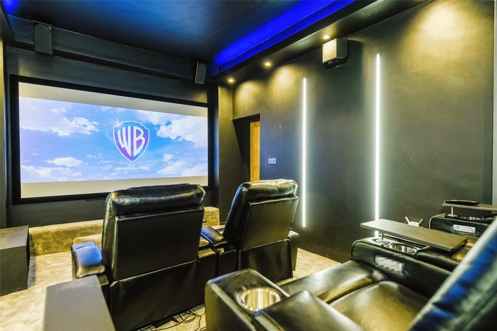 Property photo 3 of 26 Cinema Room