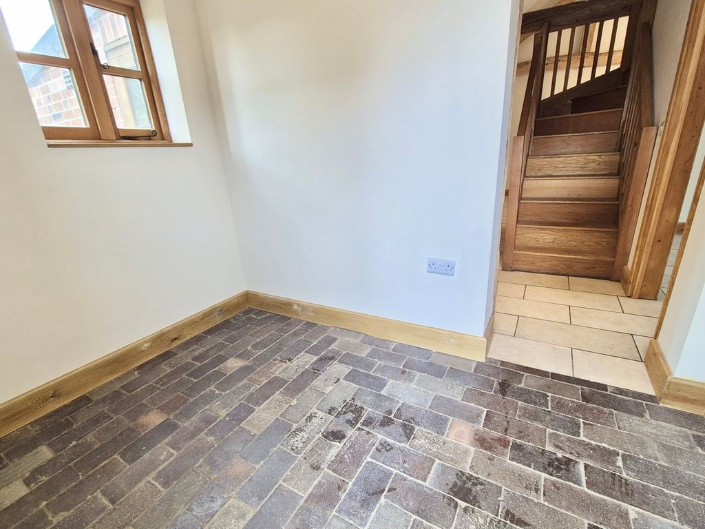 Property photo 2 of 20 Img_5654