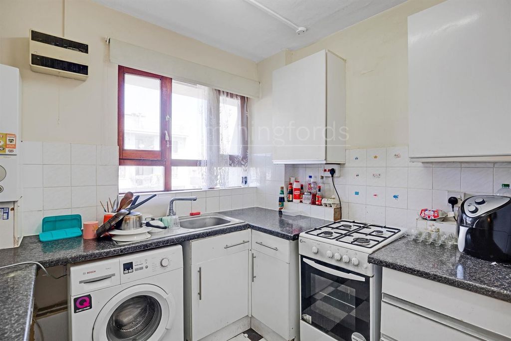 Property photo 2 of 11 10-dc8A83644-Hmf-Jj-Fleetway-10-Medium.Jpg
