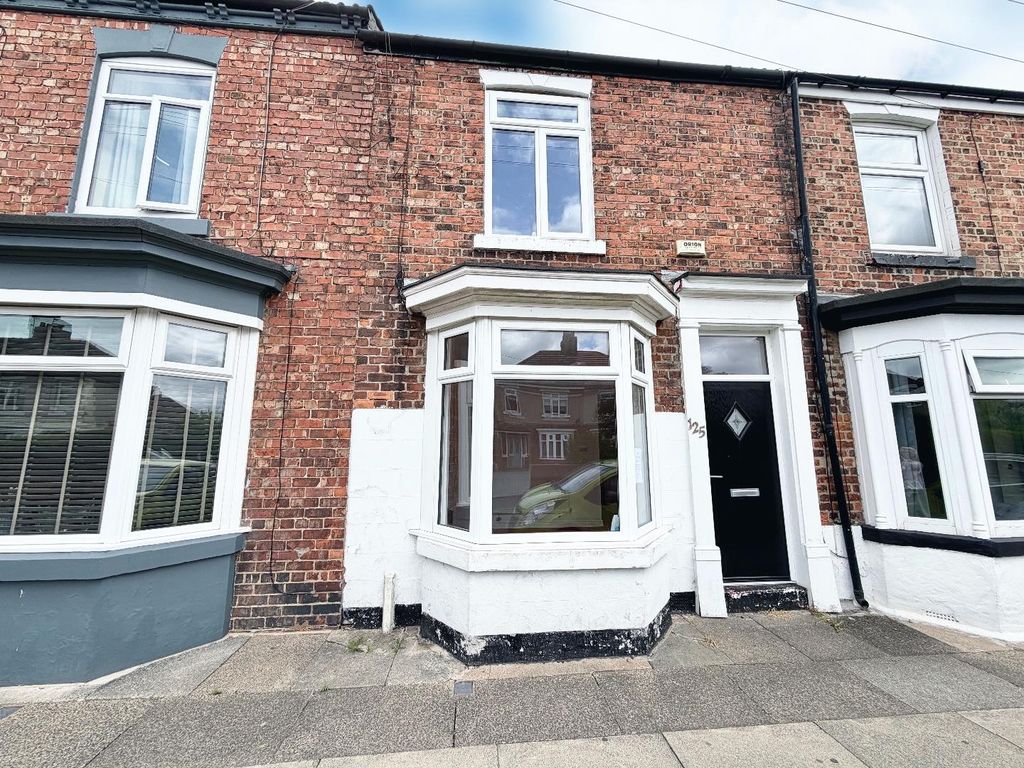 Property photo 1 of 10 External