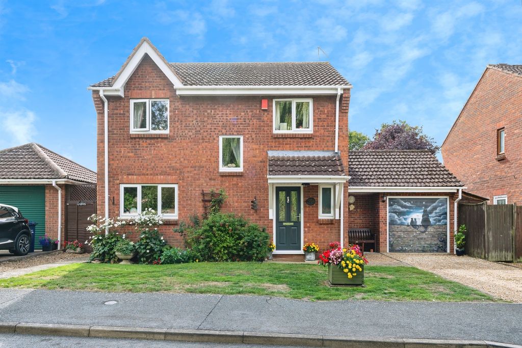 Property photo 1 of 17