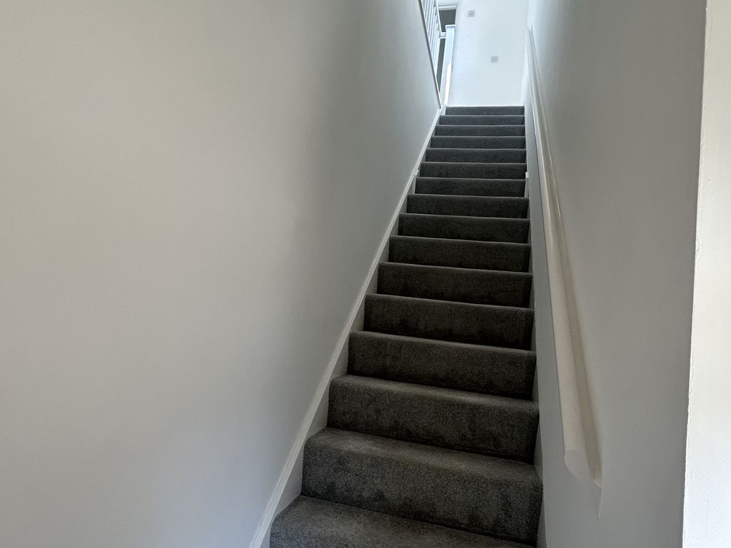Property photo 3 of 13 Img_0304