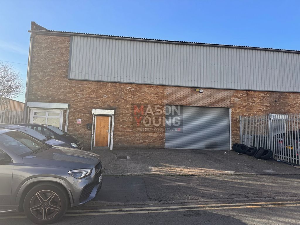 Property photo 1 of 9