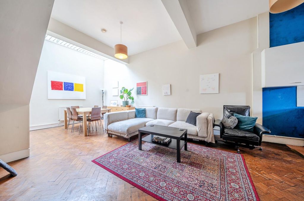 Property photo 1 of 13 1328867-24-688A37F573773.Jpg