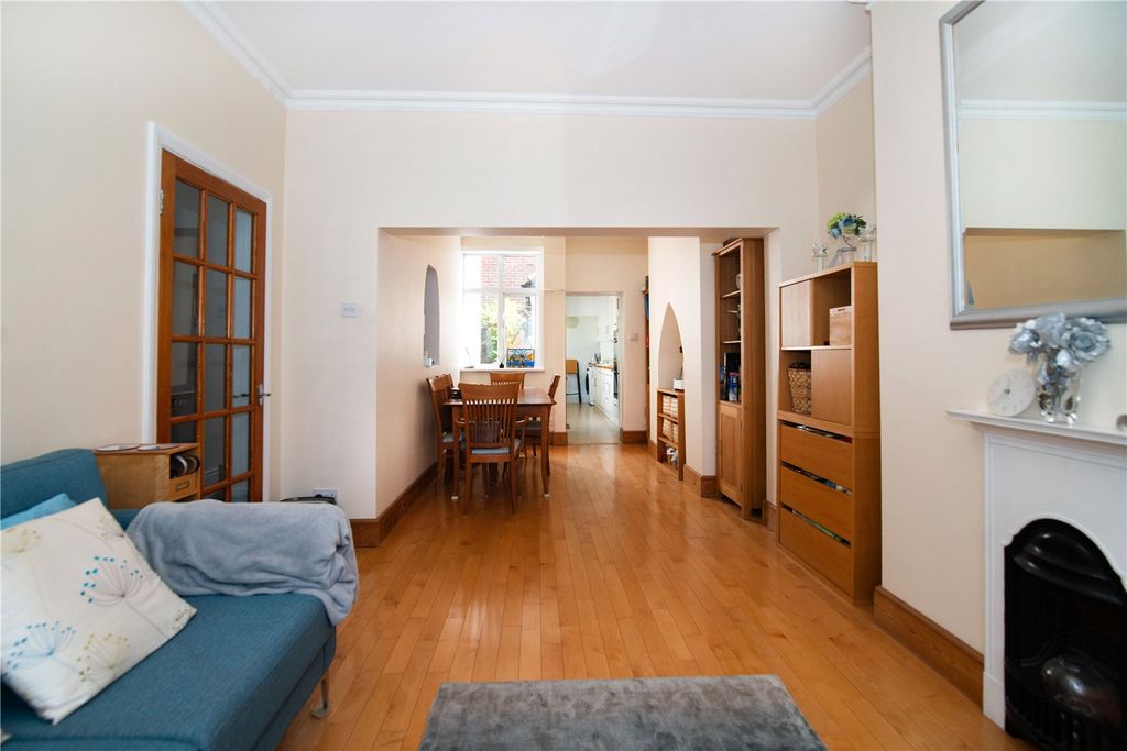 Property photo 3 of 15 Picture No. 13