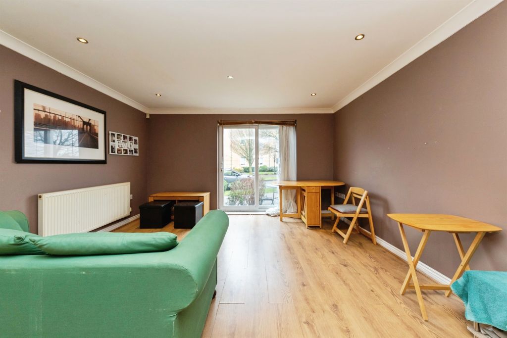 Property photo 3 of 9