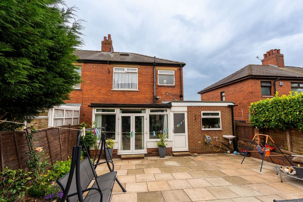 Property photo 1 of 22