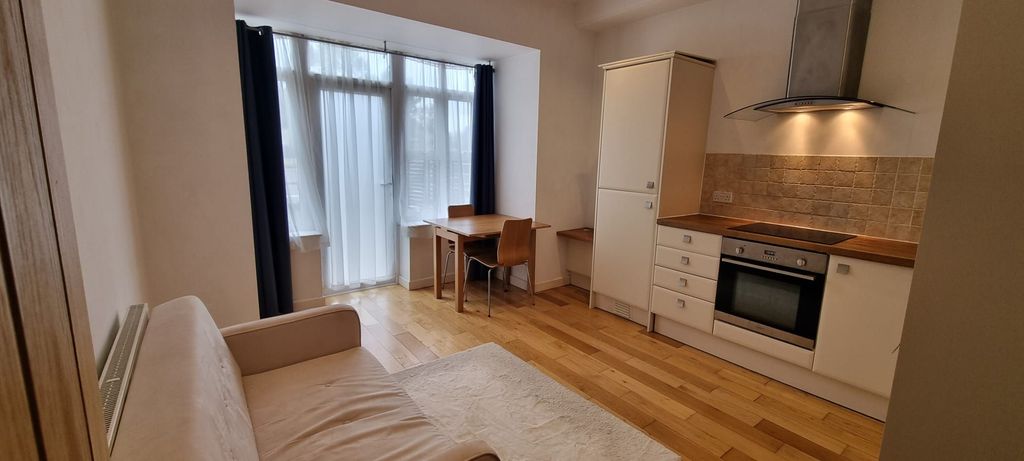 Property photo 1 of 7