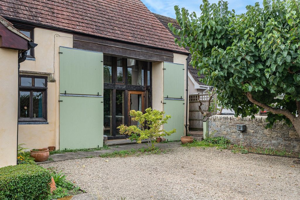 Property photo 3 of 48 Picture No. 34