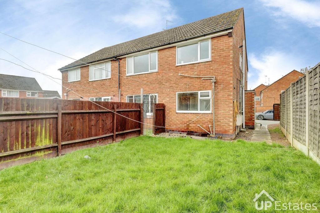 Property photo 2 of 12