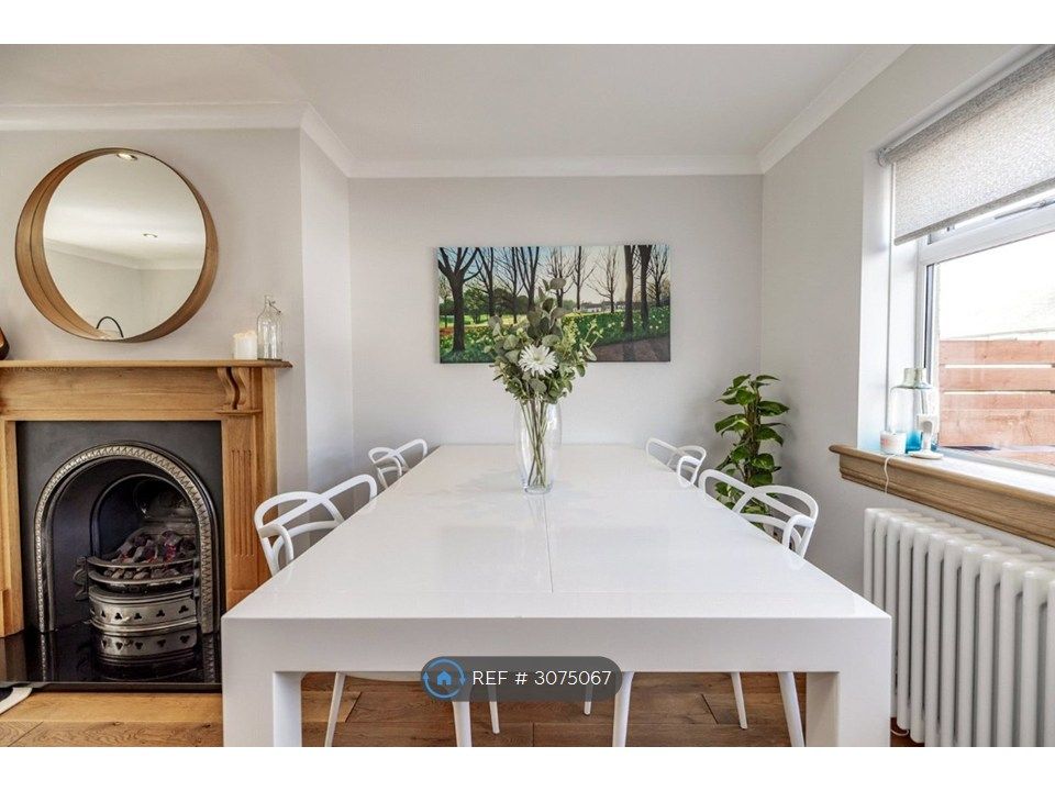 Property photo 2 of 19 Dining Area