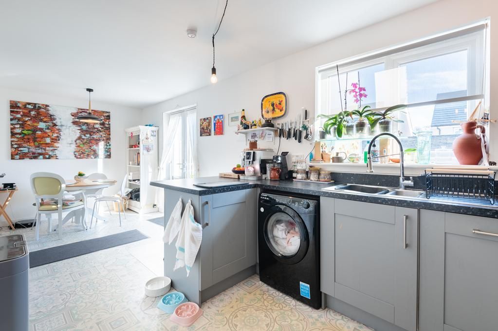 Property photo 3 of 27 Cup1431Seg Dining Kitchen.Jpg