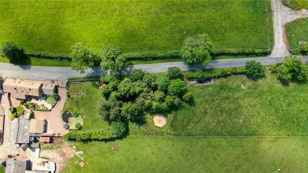 Property photo 2 of 26 Plot