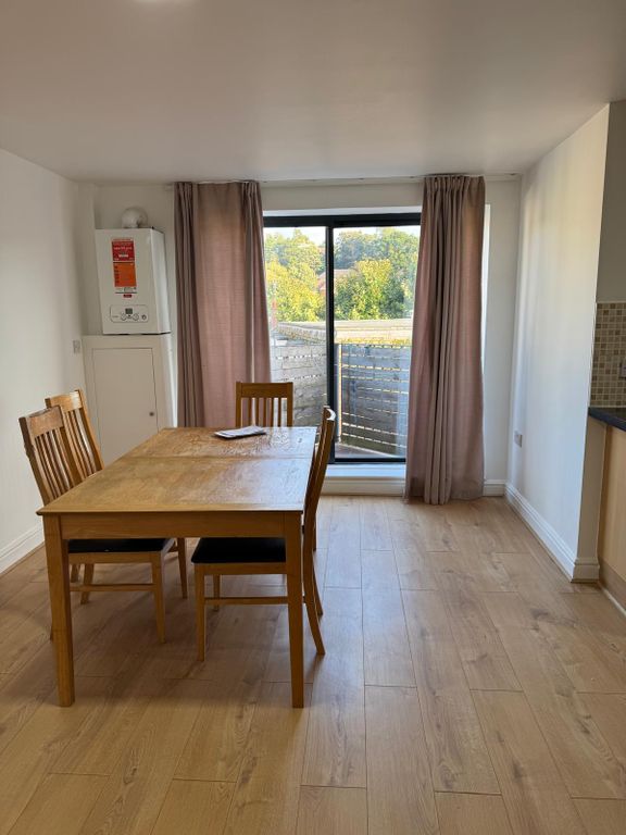 Property photo 3 of 9