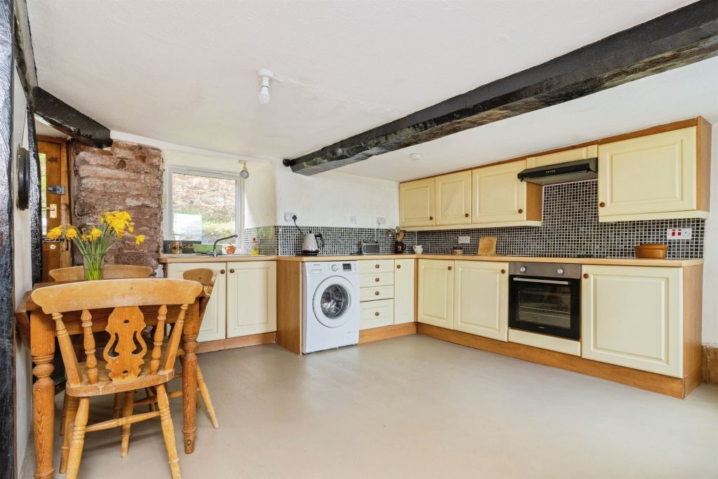 Property photo 3 of 21