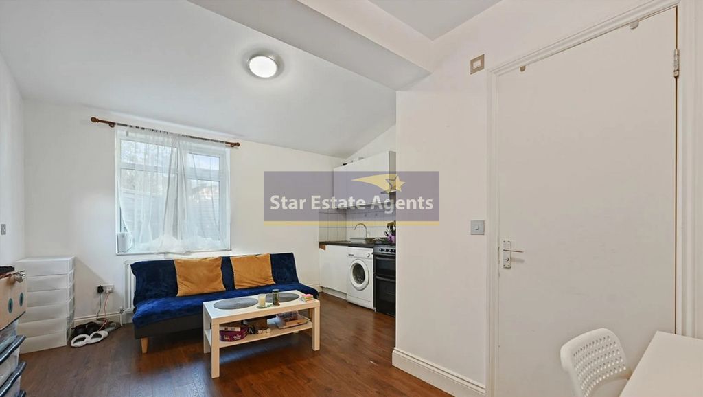 Property photo 1 of 7 Image 2