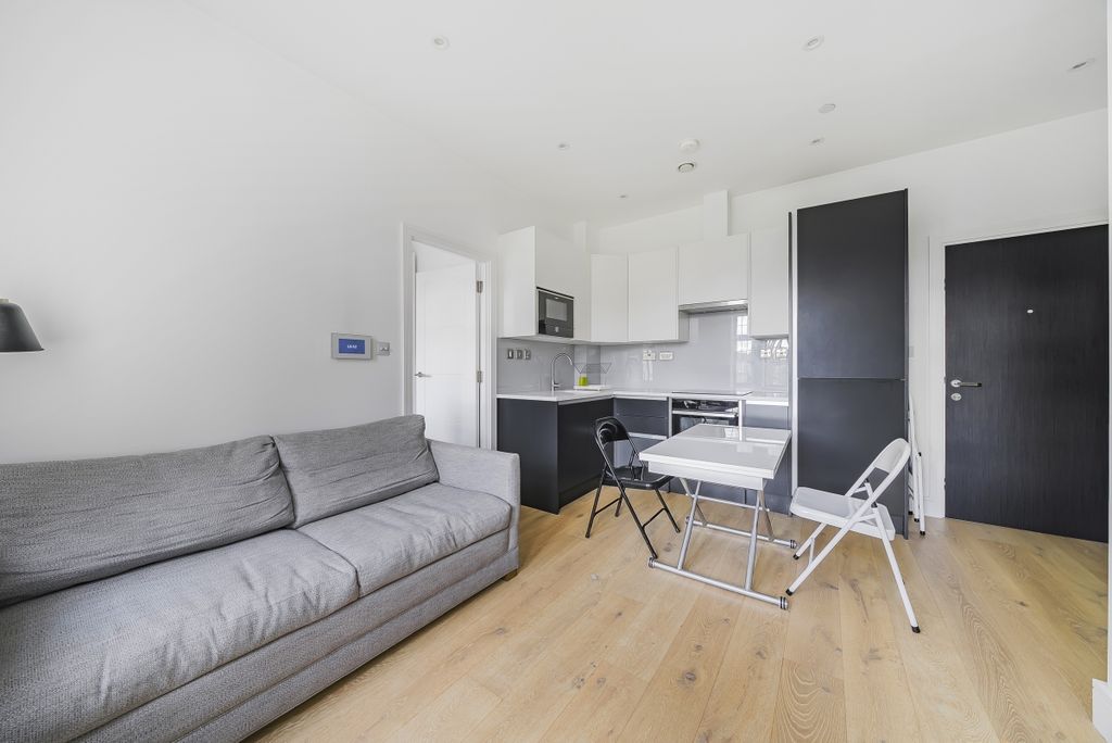 Property photo 3 of 9 1227542 (5)