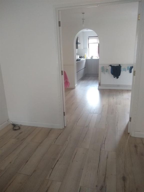 Property photo 3 of 11 Photo-2023-05-04-19-11-24.Jpg