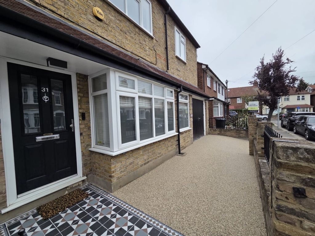 Property photo 1 of 31