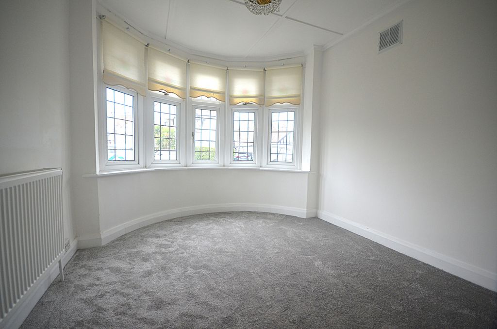 Property photo 1 of 10 Three Bedroom Semi-Detached Bungalow To Rent