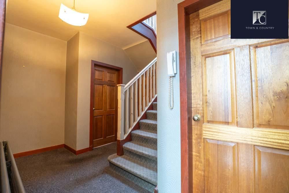 Property photo 3 of 25