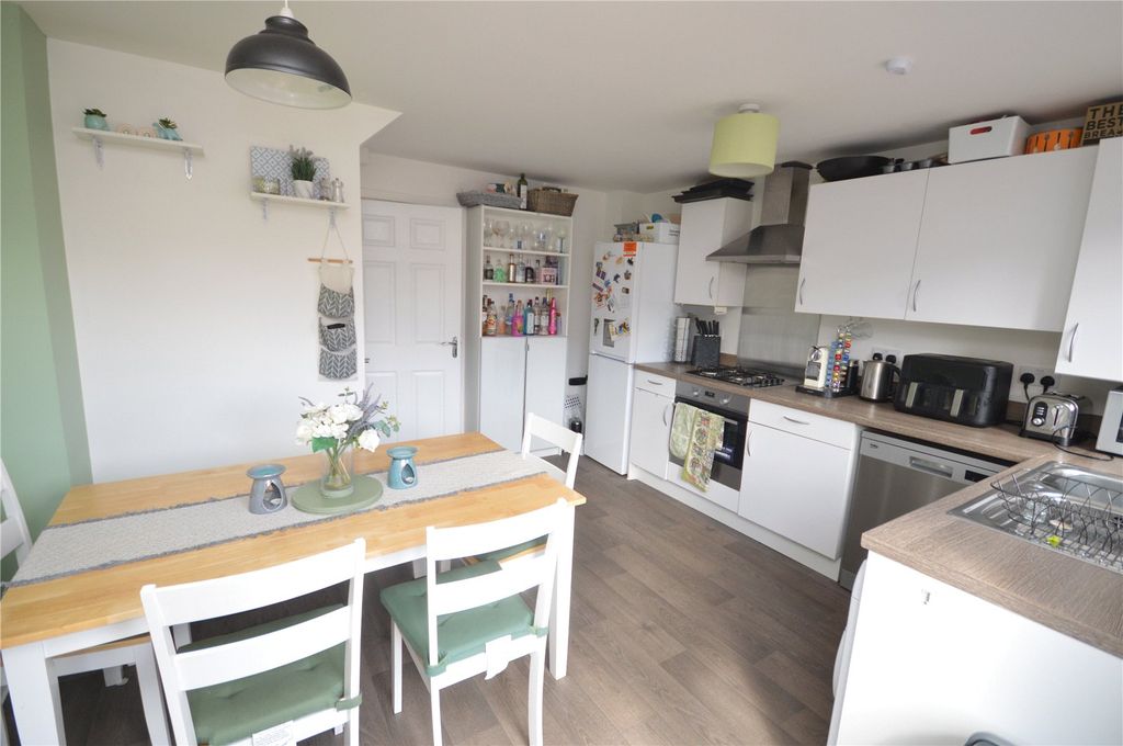 Property photo 3 of 20 Kitchen/Diner
