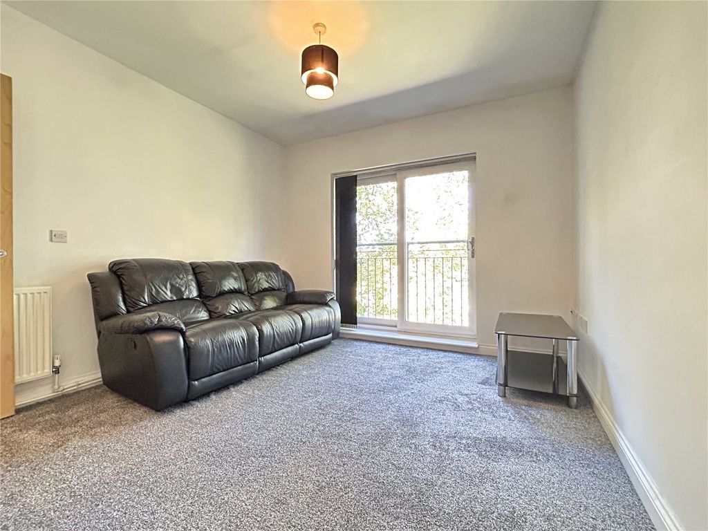 Property photo 3 of 10 Picture No. 08