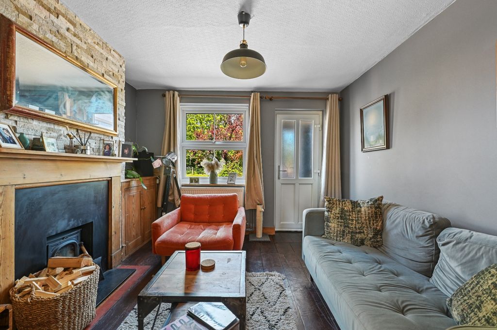 Property photo 2 of 31 5131421