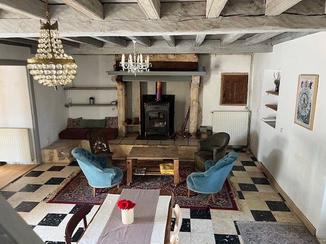 Property photo 3 of 37