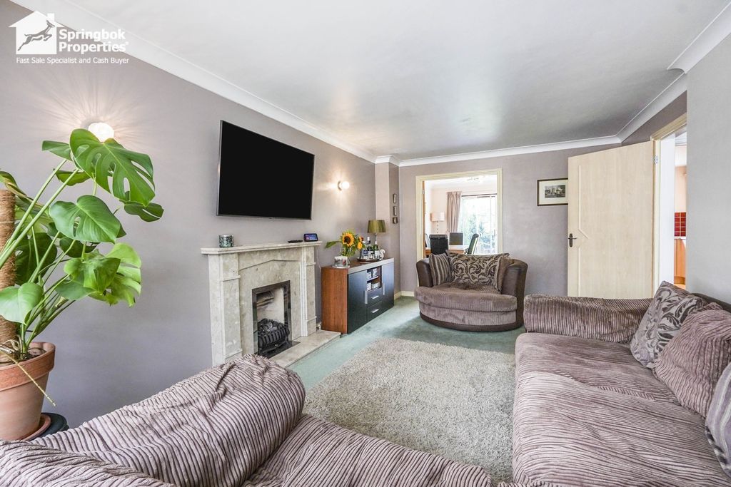 Property photo 3 of 19 2