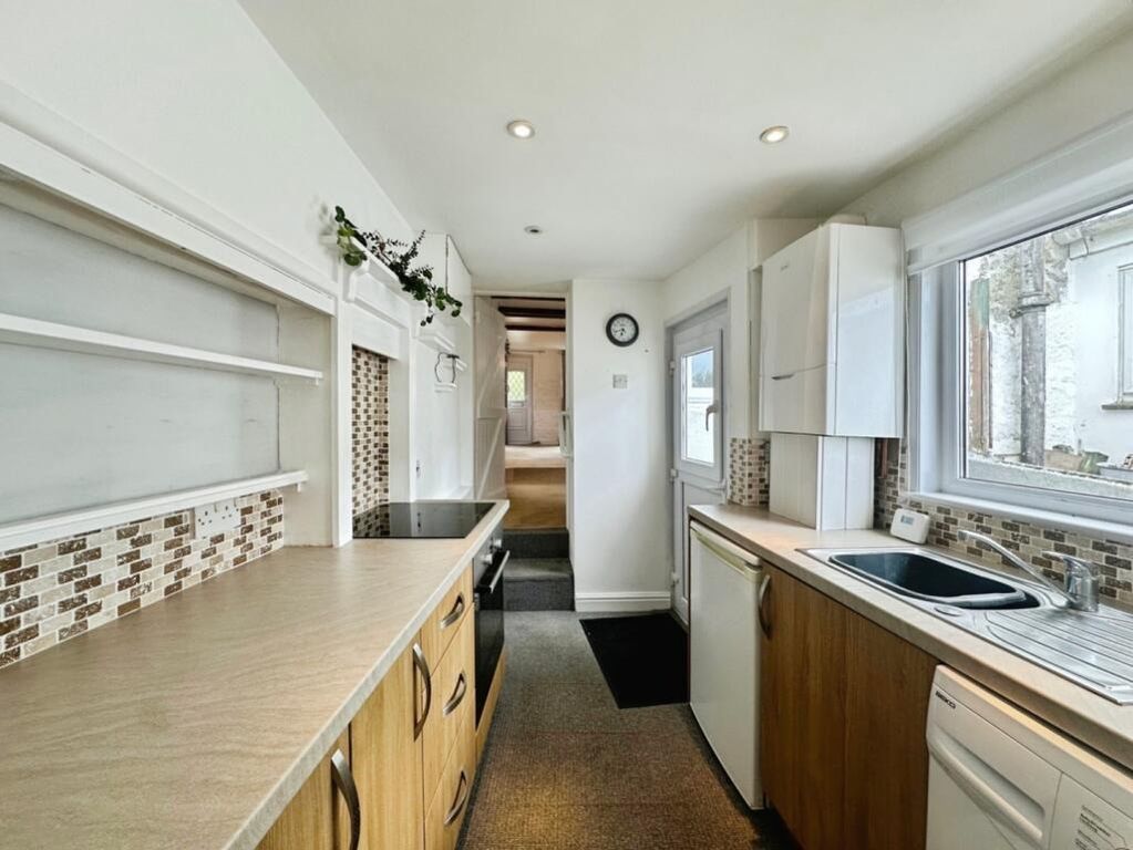 Property photo 3 of 20 4847304